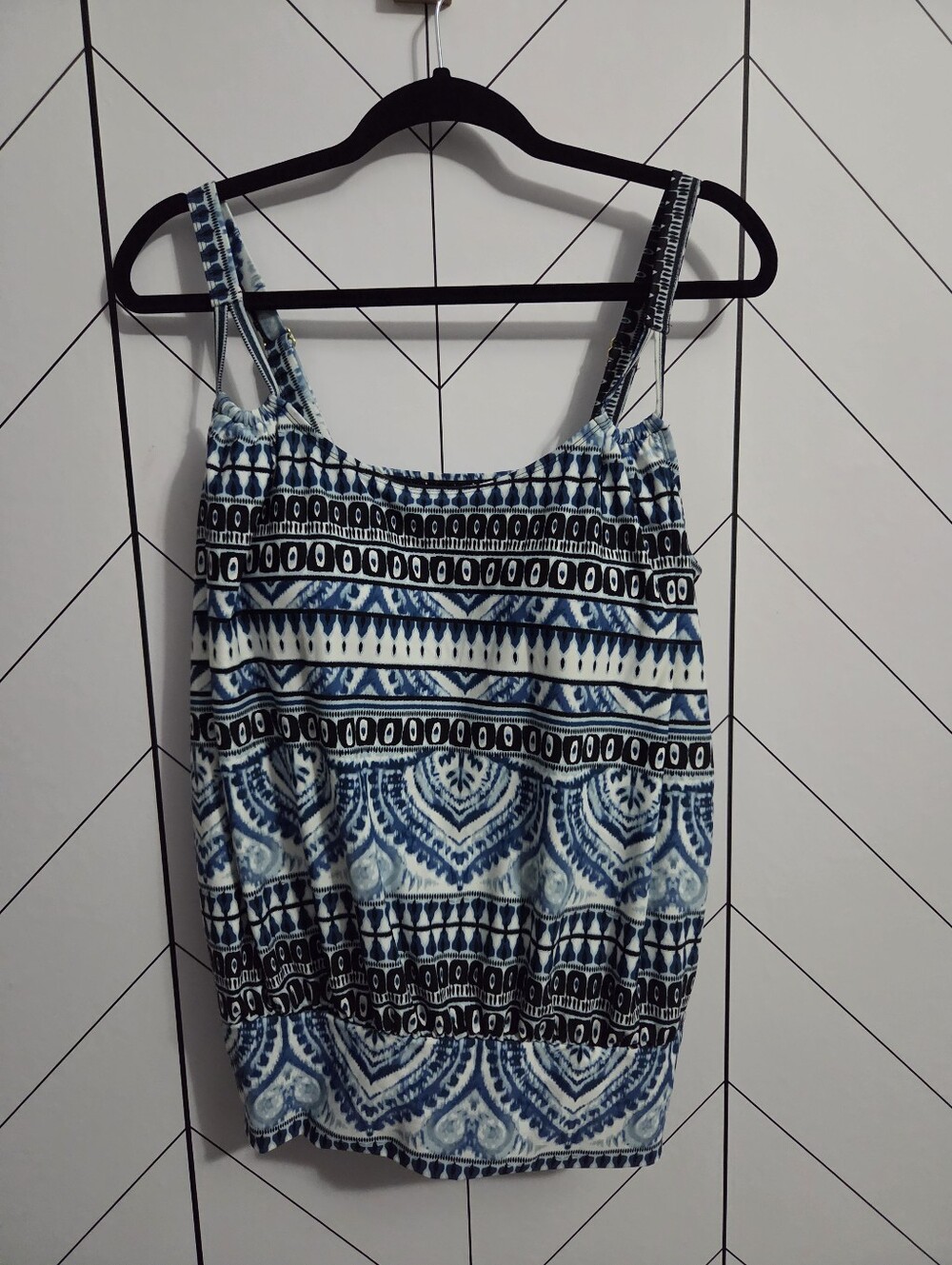 Amazon Blouson Tankini Top Blue, Black and White Tribal Print, Size 18